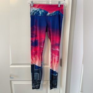 Colorado Threads full length yoga tights, size medium